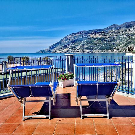 A Terrace On The Sea Apartment Maiori Bagian luar foto
