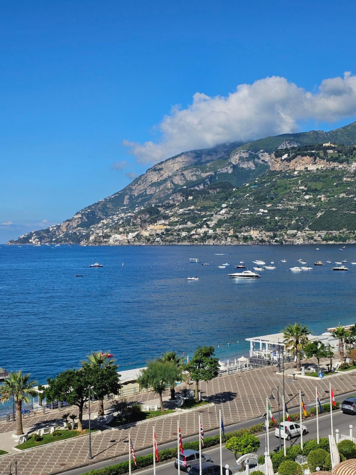 A Terrace On The Sea Apartment Maiori Bagian luar foto